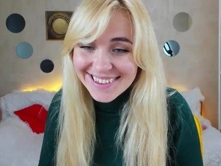 RinnaBlair naked on Live Cam Sex Chat