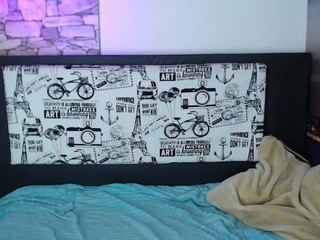 Roxane21 naked on Live Cam Sex Chat
