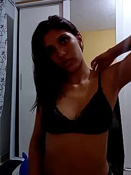 SafadinhaBRRJ nude on cam for live sex chat