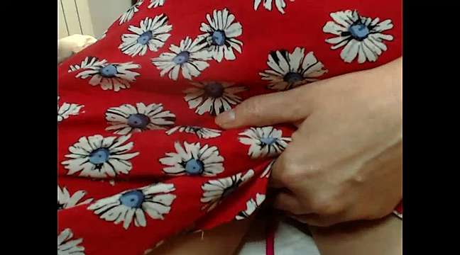 SienaBounse nude on cam for live sex chat
