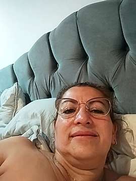 sofiabigtitslatin51 nude on cam for live sex chat