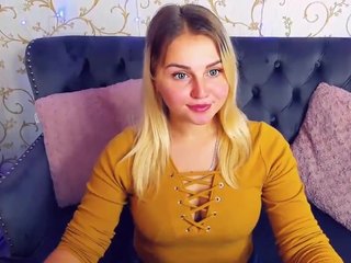 SofiGless naked on Live Cam Sex Chat