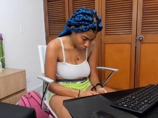 Sophia, ♥ naked on Live Cam Sex Chat