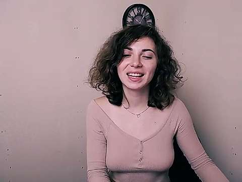 SophieRassel_ nude on cam for live sex chat