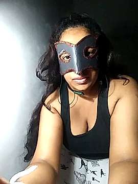 Srilankan_Model_Studio nude on cam for live sex chat