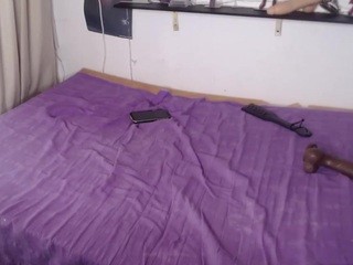 Summer-lee7 < naked on Live Cam Sex Chat
