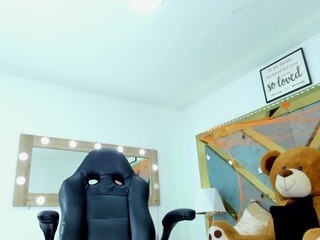SusiDirtyxx naked on Live Cam Sex Chat