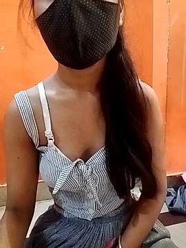 SweetZoya nude on cam for live sex chat