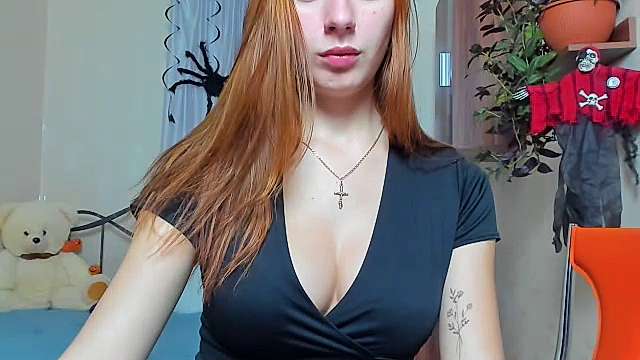 TenderAri nude on cam for live sex chat