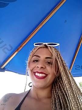 AlexaaQueen nude on cam for live sex chat