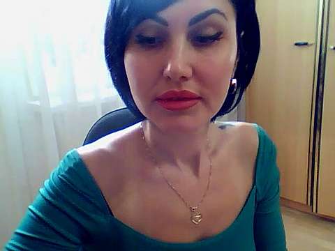Alyona_Alex nude on cam for live sex chat