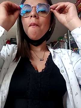 _cata_18 nude on cam for live sex chat