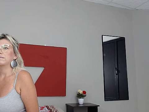 catasweet19 nude on cam for live sex chat