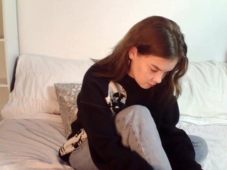 CharlotteHoustan naked on Live Cam Sex Chat