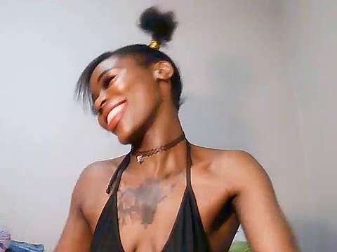 Chubbydarkskin nude on cam for live sex chat
