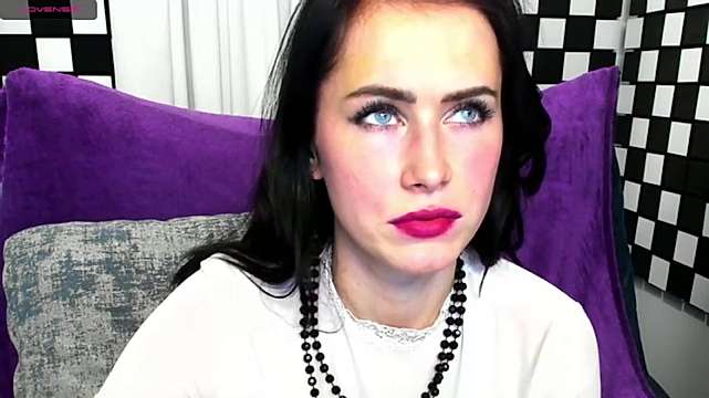 Elizabeth_Eli nude on cam for live sex chat
