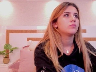 ?, ?EVEE? ? naked on Live Cam Sex Chat
