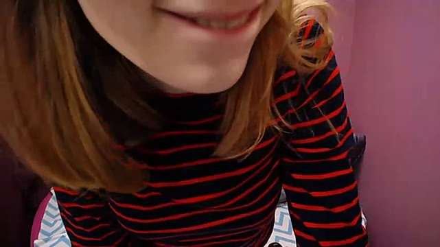 GwenJoestar nude on cam for live sex chat