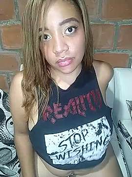 leslie_angie nude on cam for live sex chat