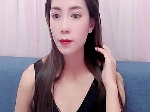 LINGLONG-520 nude on cam for live sex chat