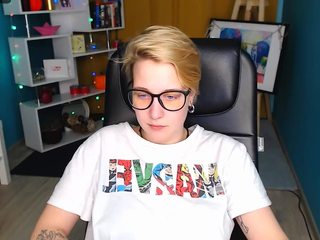 Lol Girl naked on Live Cam Sex Chat