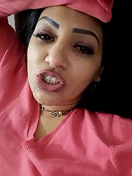 Lolyxxx69 nude on cam for live sex chat