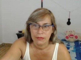 Malu-kiss70 naked on Live Cam Sex Chat