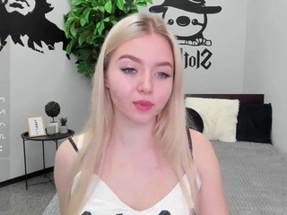 Mooonlight naked on Live Cam Sex Chat