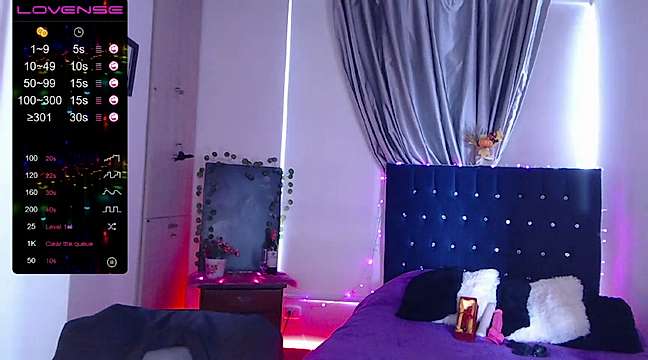 pamelataylor_ nude on cam for live sex chat