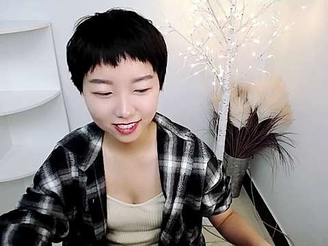 QX_Xinxin nude on cam for live sex chat