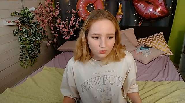 SalyAddi nude on cam for live sex chat