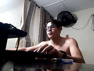 Seinmainein nude on cam for live sex chat