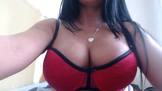 stormylana nude on cam for live sex chat