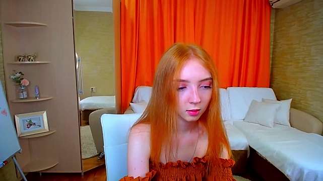 SunnyMood nude on cam for live sex chat