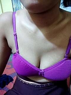 Sweet_Aruni nude on cam for live sex chat