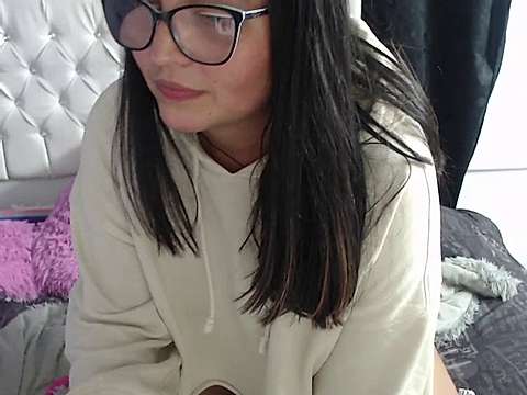 Sweetmegan19_ nude on cam for live sex chat