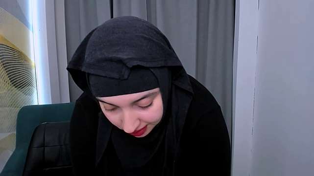 SweetyRami nude on cam for live sex chat
