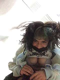 valen_dreams01 nude on cam for live sex chat