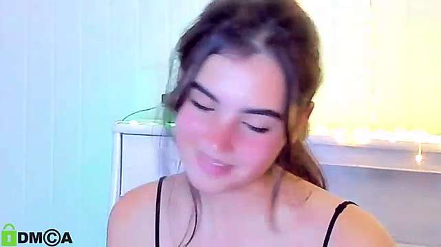 VERONIKA_NIKA nude on cam for live sex chat