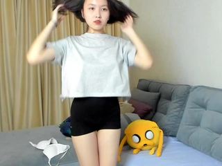 AmeliCute naked on Live Cam Sex Chat