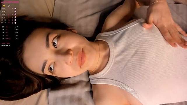 AnnemieClaes nude on cam for live sex chat