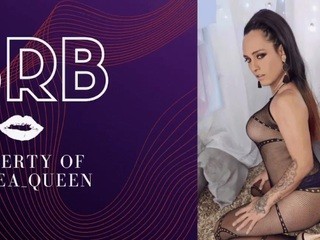 Atenea-queen naked on Live Cam Sex Chat