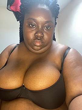 beautyback nude on cam for live sex chat