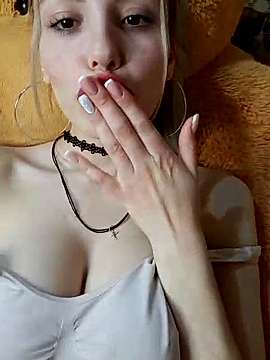 Bunny_Daimon nude on cam for live sex chat