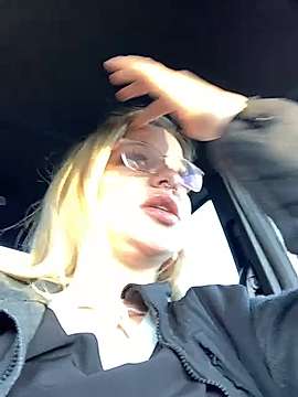 candacepresley nude on cam for live sex chat
