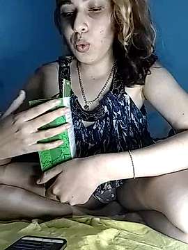 DramaQueen7 nude on cam for live sex chat