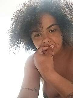 gabizinha64 nude on cam for live sex chat