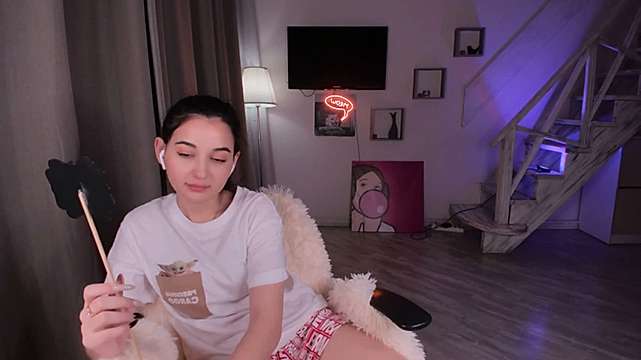 InnaryVirgin nude on cam for live sex chat