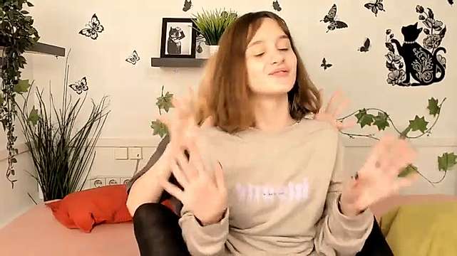 IrenRenne nude on cam for live sex chat