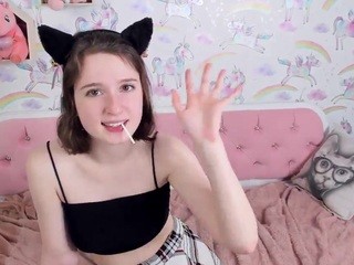 JuneAnderson naked on Live Cam Sex Chat
